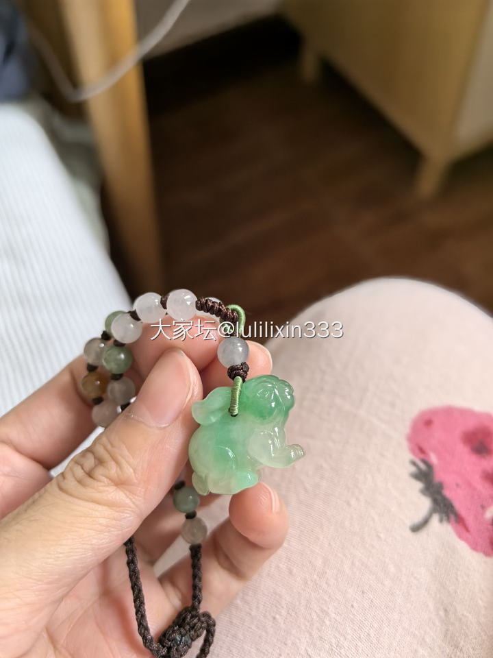 跨界凑个对_和田玉翡翠
