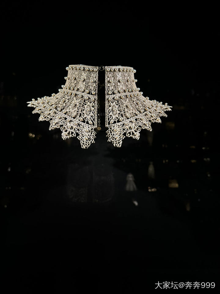 迪奥 倾世之金 展览_博物馆