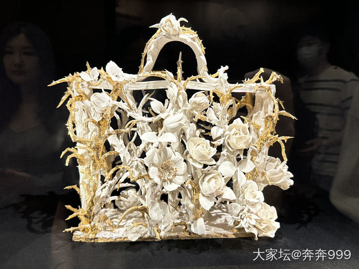 迪奥 倾世之金 展览_博物馆
