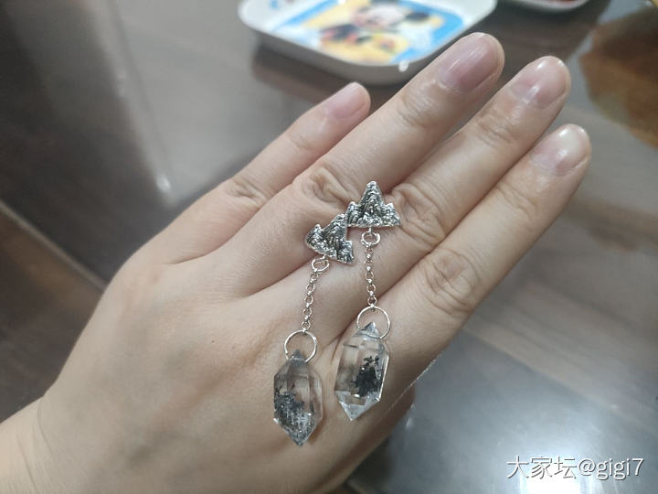 啥叫闪灵钻，是智商税吗？_水晶