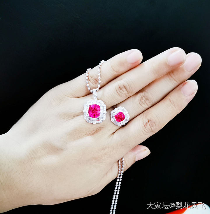 无意中翻到老照片_彩色宝石