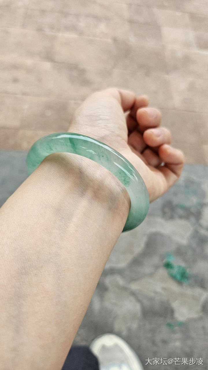 姐妹们，有没有入手独龙玉的？_玉石