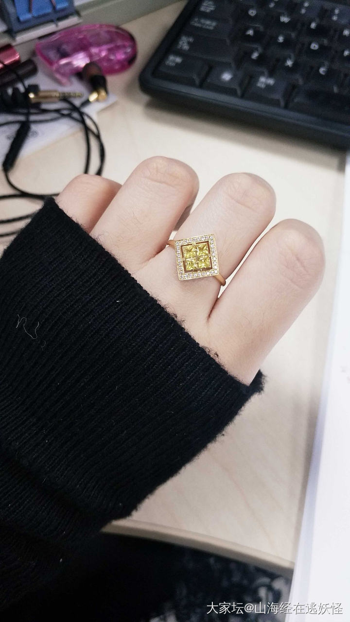 金丝雀黄是选黄蓝宝还是金绿宝石？_彩色宝石