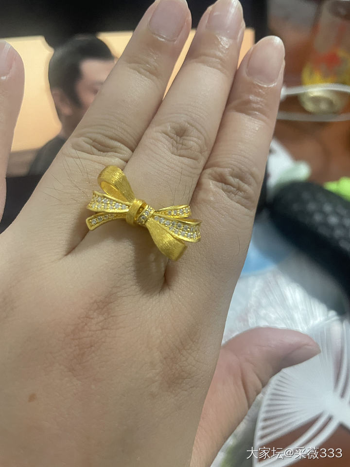 第一个蝴蝶戒指 好看好看_戒指金