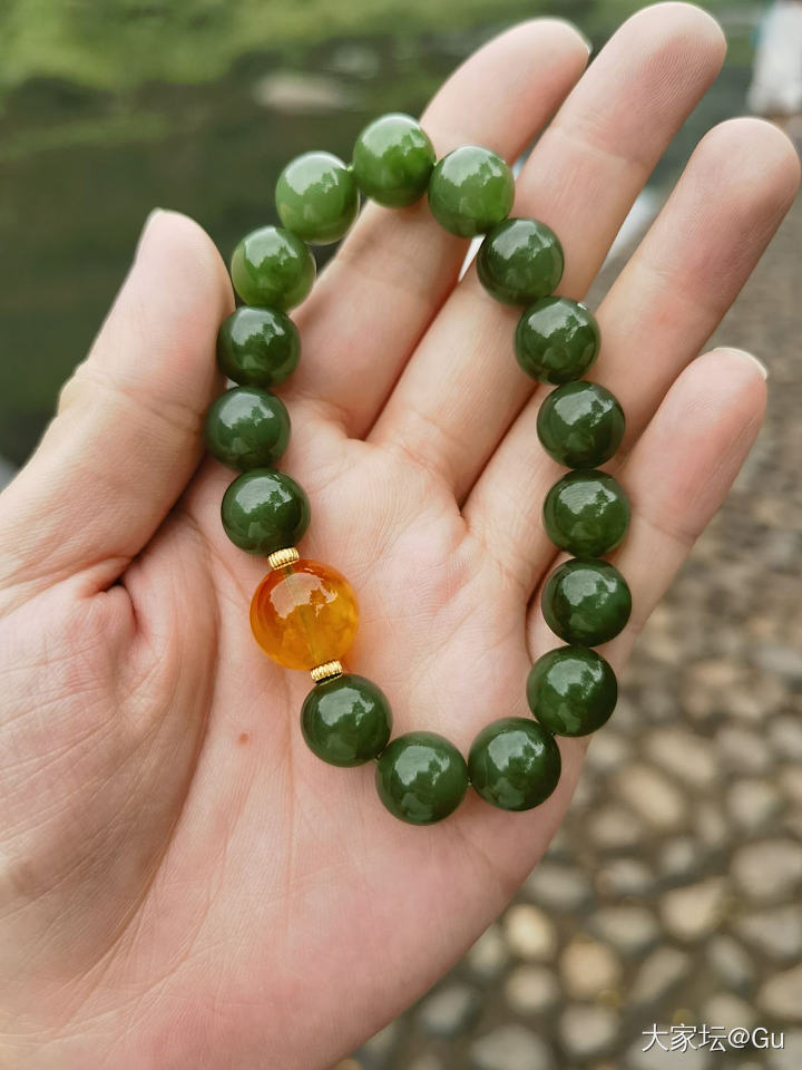 13碧玉，绿的浓郁_碧玉