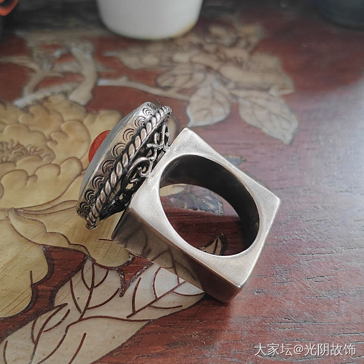 中国风冰种老翡翠扣子镶银戒指，老物新做。_首饰