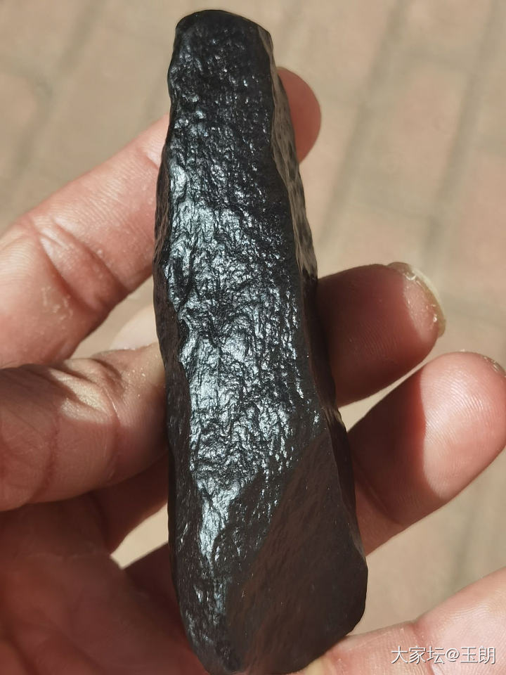 戈壁黑金刚_原石玉石和田玉