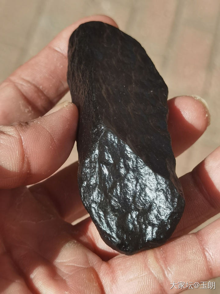 戈壁黑金刚_原石玉石和田玉
