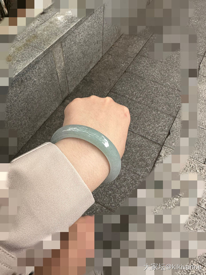 第一支翡翠手镯_手镯翡翠