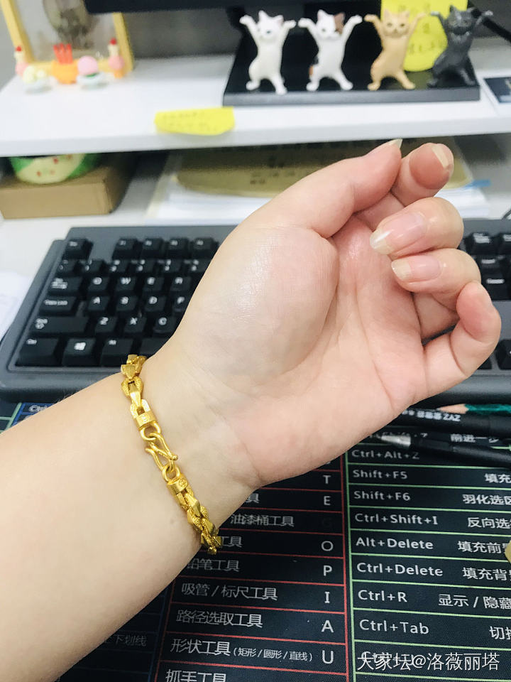 手链上手了_手链金