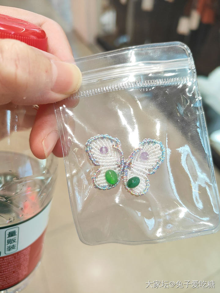 手工编织的蝴蝶国风套链出炉了_串珠编绳金