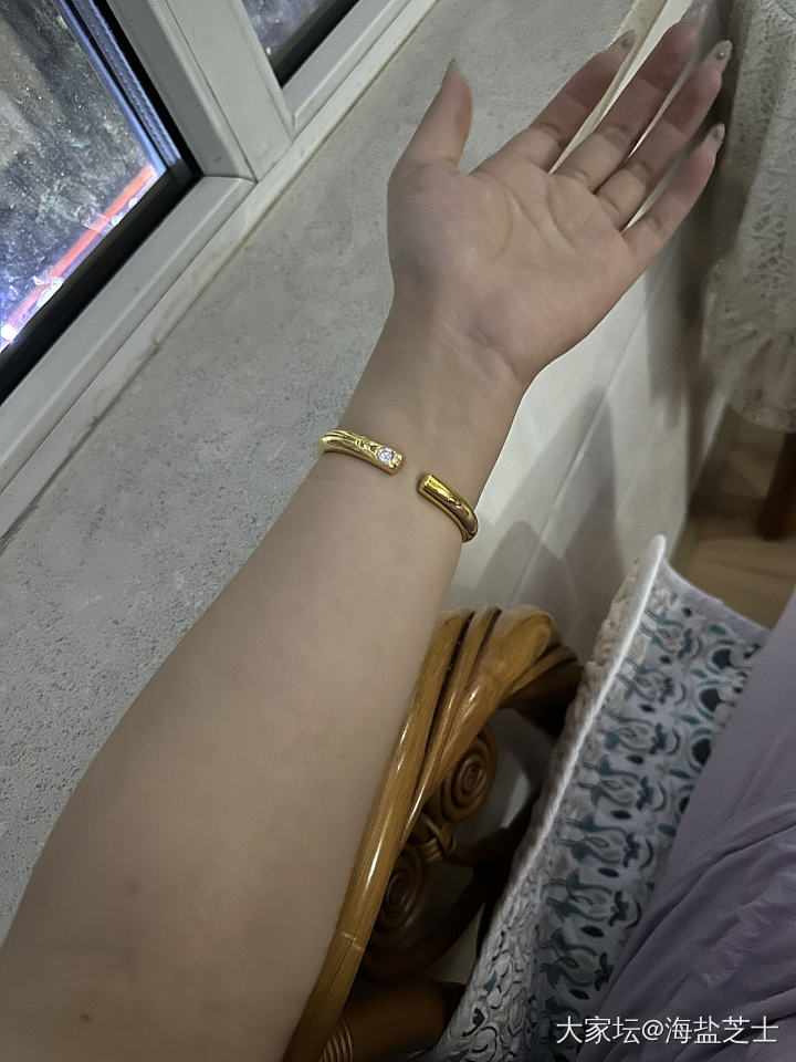 晒晒我的泥鳅背手镯_手镯金