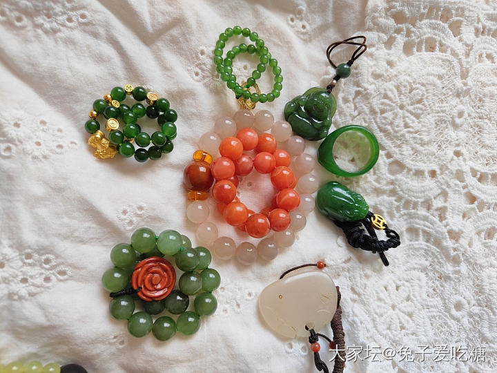 给大家画一朵小花花_金和田玉