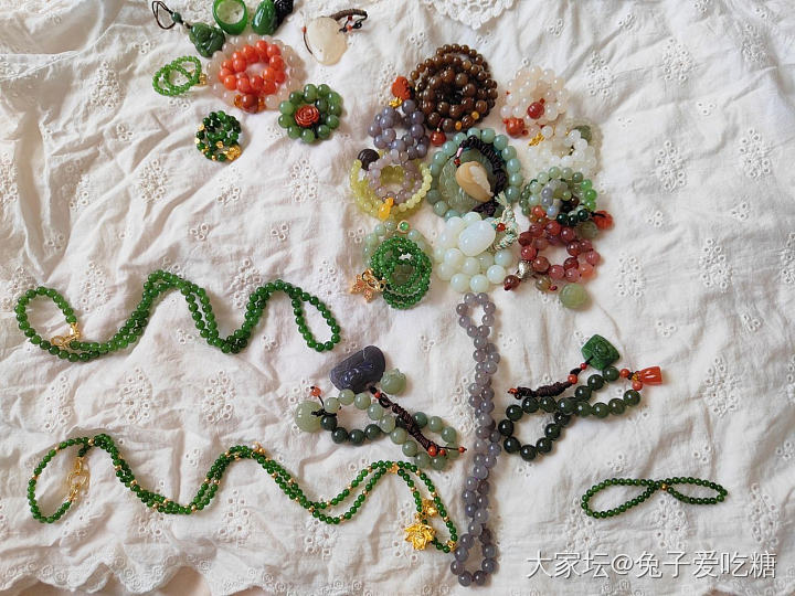 给大家画一朵小花花_金和田玉