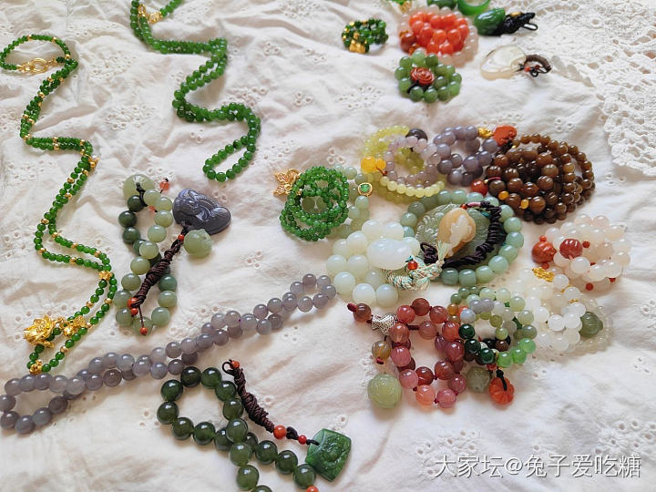 给大家画一朵小花花_金和田玉