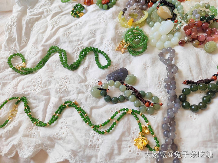 给大家画一朵小花花_金和田玉