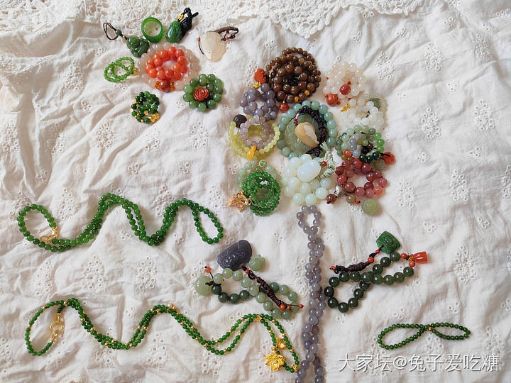 给大家画一朵小花花_金和田玉