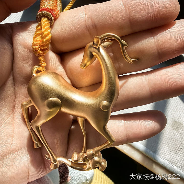 刚收到的热辣滚烫的大福鹿_把玩件金