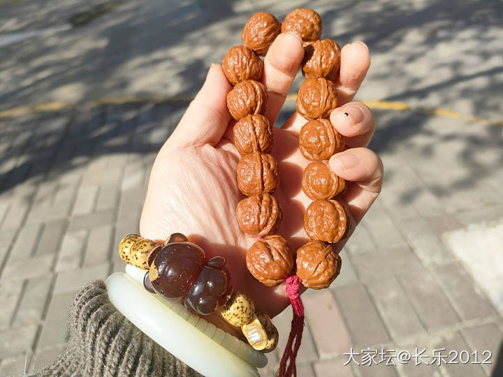 晒太阳_文玩和田玉