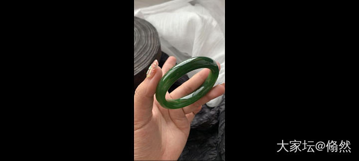各位刘亦菲们，帮看一下这支镯子_手镯和田玉