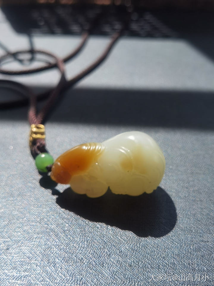 籽料和且末_和田玉