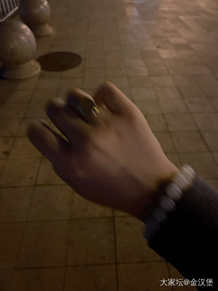 越夜越美丽_和田玉