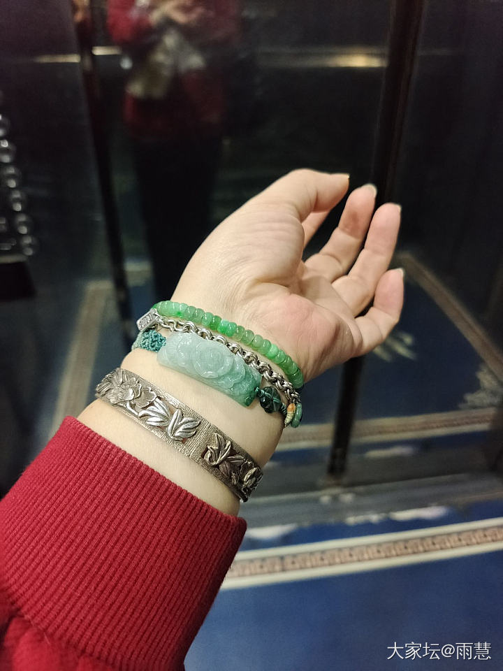王师傅牡丹镂空镯已完美氧化_银