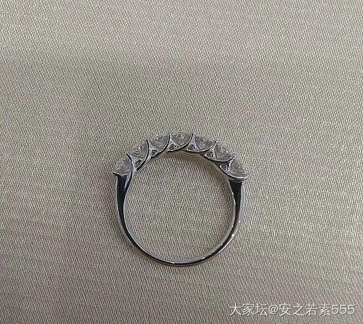 排戒多少颗合适_钻石
