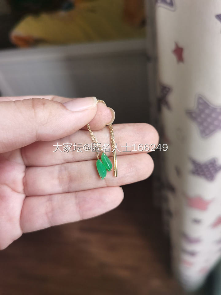这个绿顶珠算不算阳绿_珠串翡翠