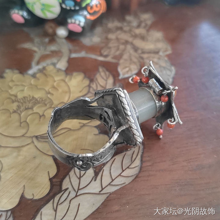 中国风老和玉管凉亭镶银香囊戒指，老物新做。_首饰