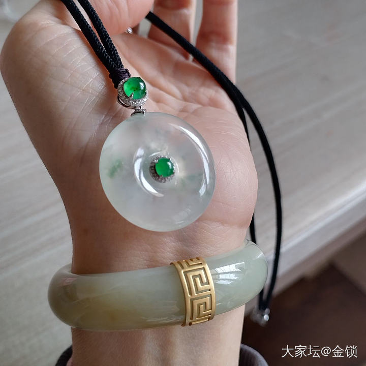 留下来的唯一一个吊坠太重啦_吊坠翡翠