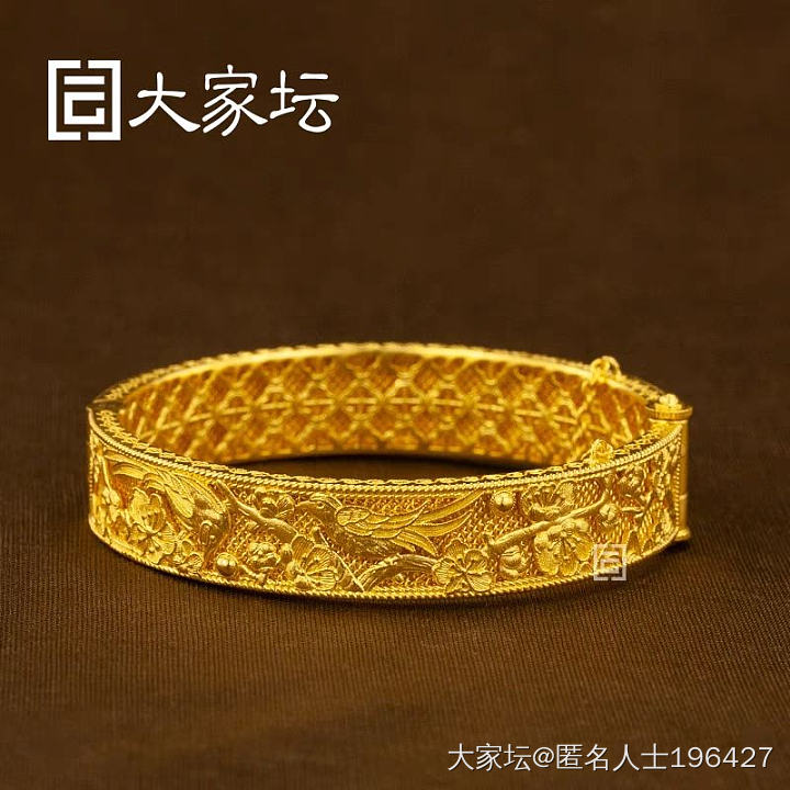 目测一件成团又🔥_手镯金