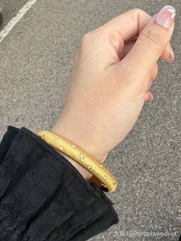 校长家也上架布拉契提手镯了？_福利社手镯金