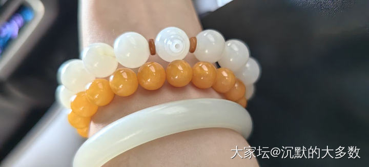 生活中的小美好_珠串和田玉