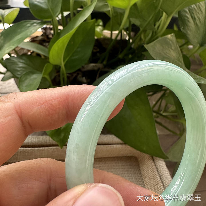 黄加绿苹果绿圆条55 MM_翡翠