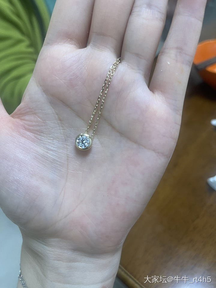 泡泡到了_钻石项链