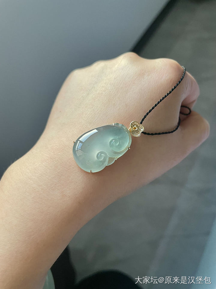 分享一下最近的吊坠_商户吊坠翡翠