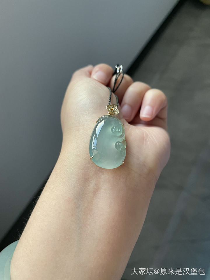 分享一下最近的吊坠_商户吊坠翡翠