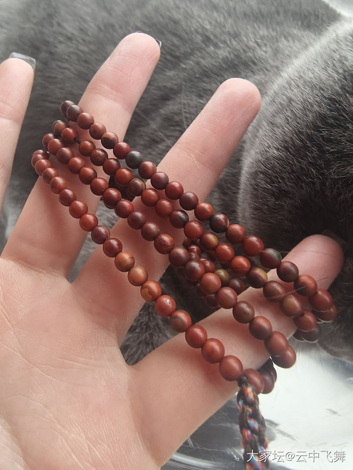 铁皮包浆多圈_珠串玉髓玛瑙
