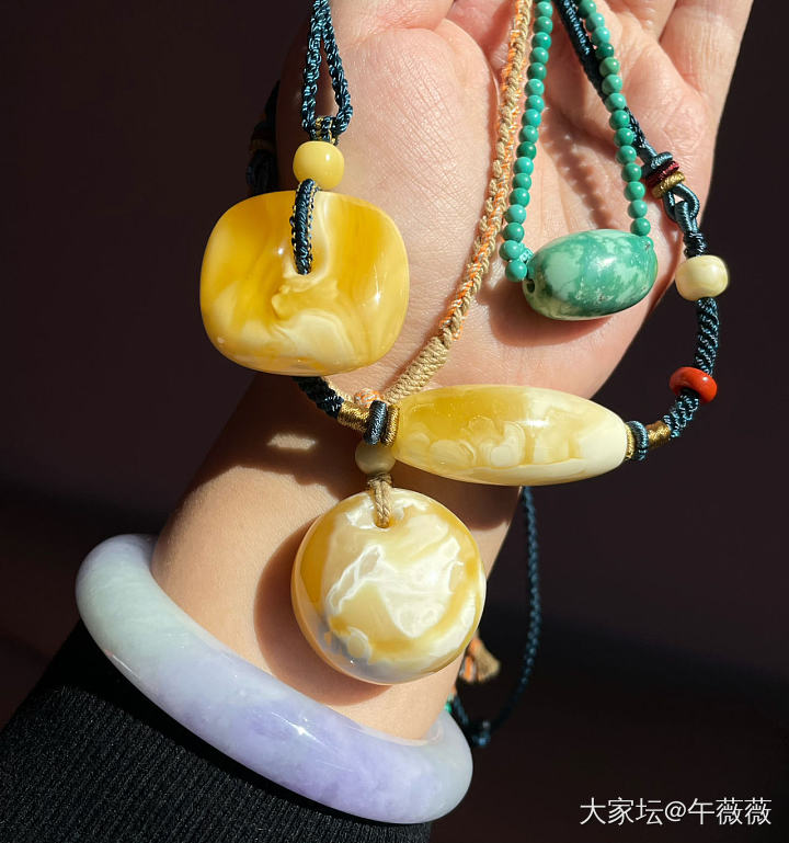 这个冬天的温暖陪伴_琥珀蜜蜡