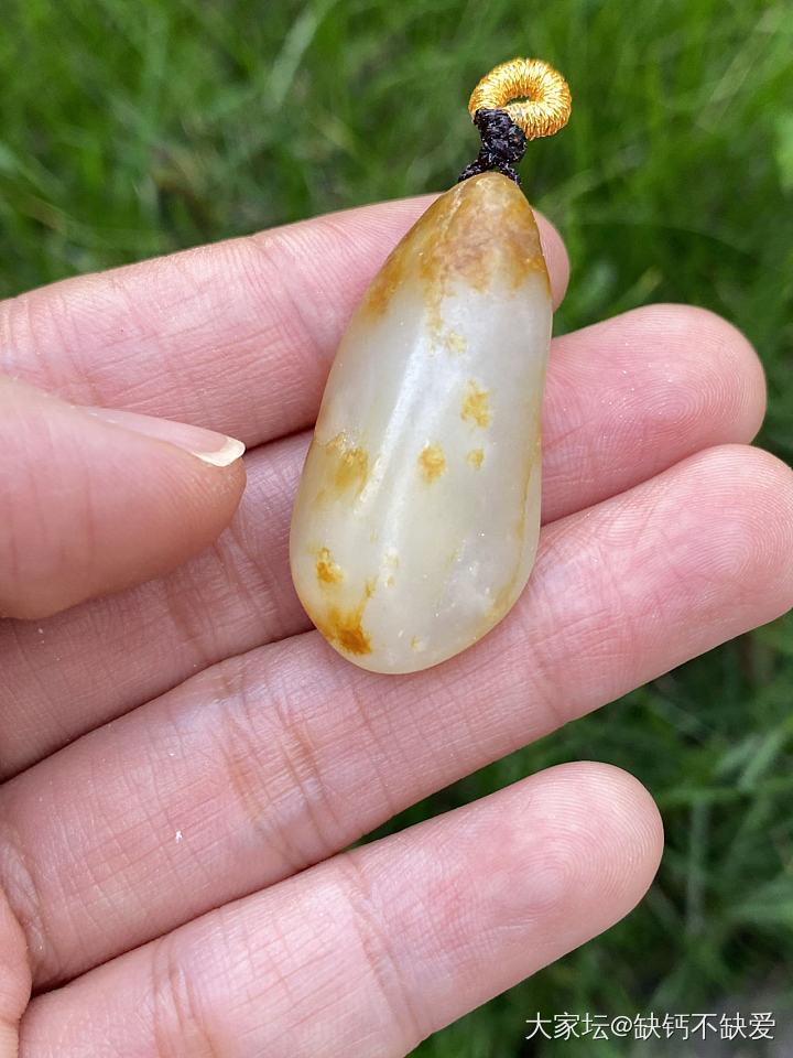黄白玉种挺老熟的_和田玉