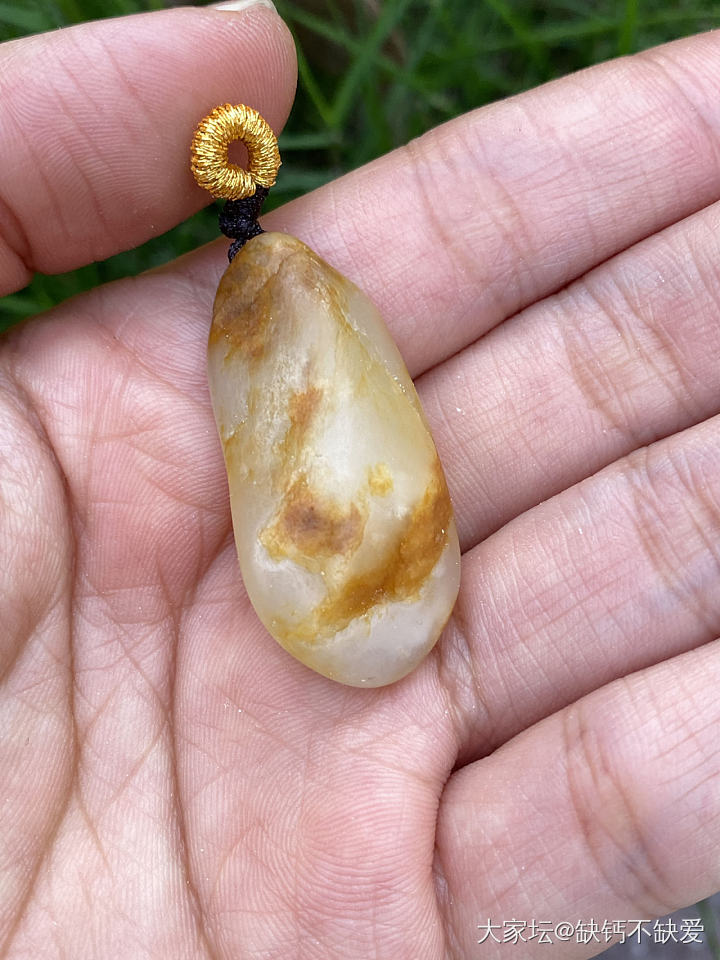 黄白玉种挺老熟的_和田玉