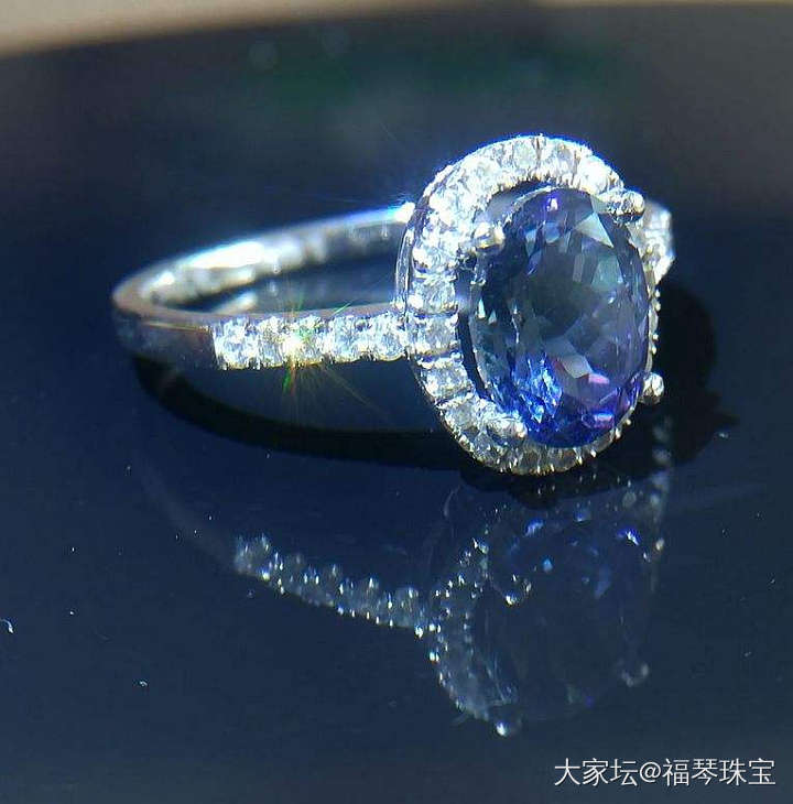 【现价再打8折特惠】天然坦桑石镶南非钻石18K金女款钻戒_坦桑石
