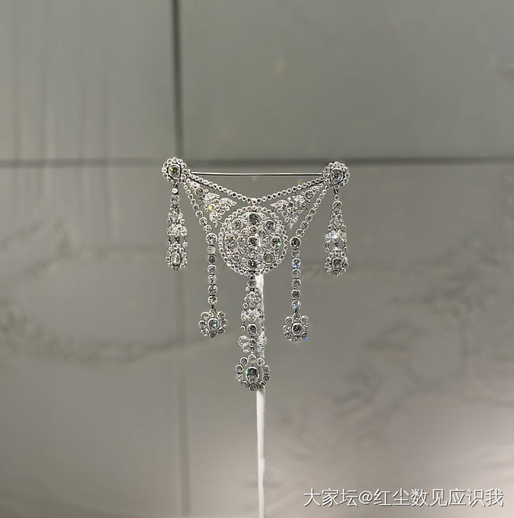 魔都博物馆的卡地亚中古珠宝展～_古董首饰名贵宝石卡地亚