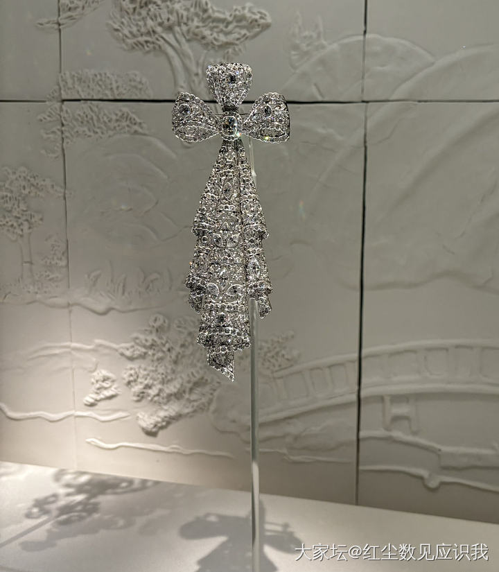 魔都博物馆的卡地亚中古珠宝展～_古董首饰名贵宝石卡地亚