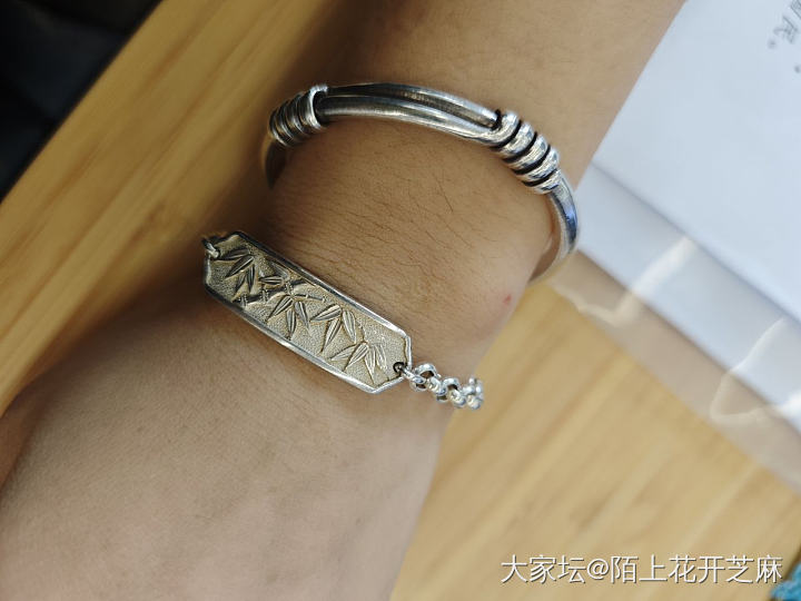 不知道戴什么_手镯银