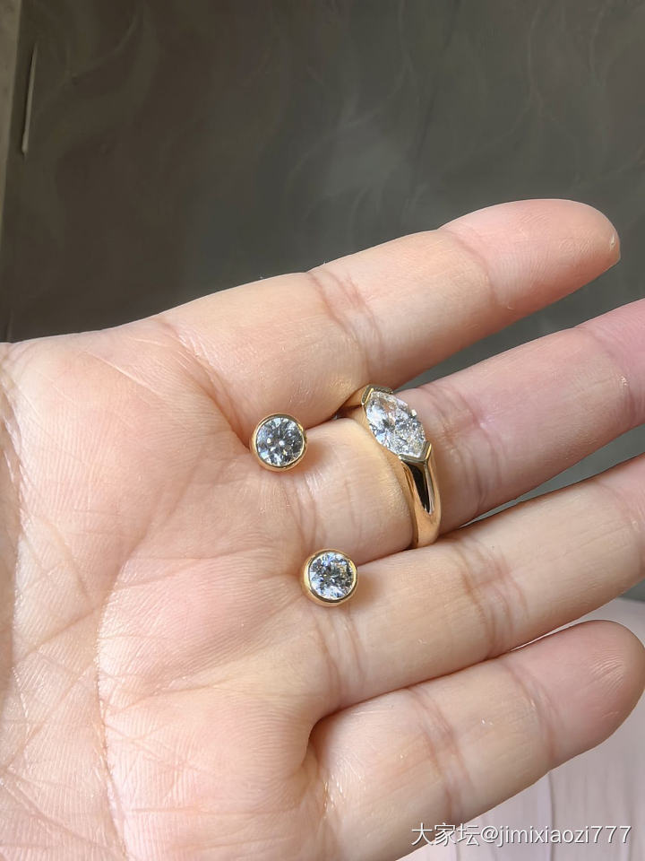 钻石耳钉，k黄还是k白？_培育钻
