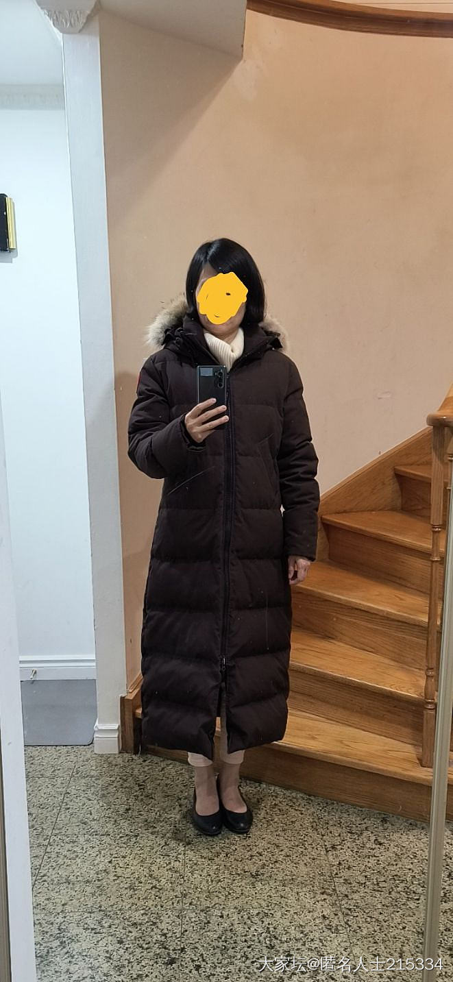 羽绒服大起底_穿搭