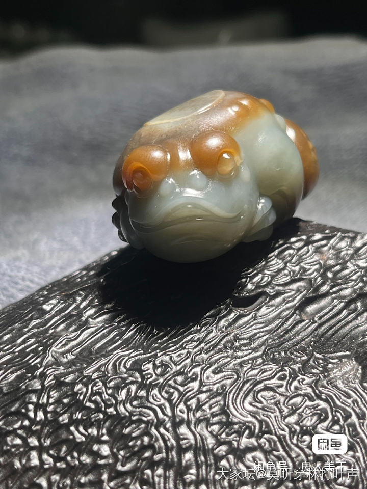楼兰三色戒圈，帮忙看看留那只_戒指和田玉