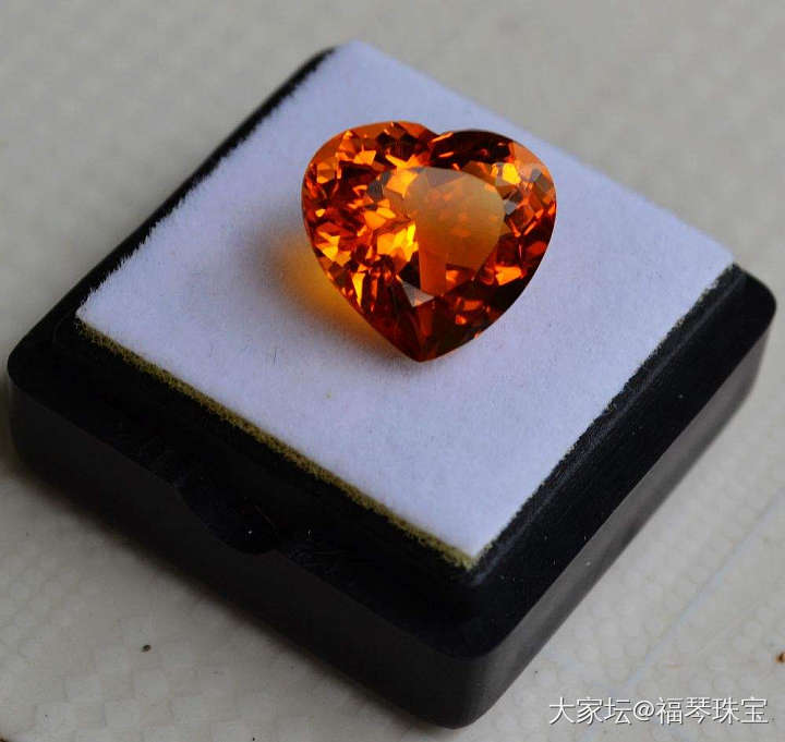 【现价再打8折特惠】6.16克拉纯天然巴西黄水晶 旺财石_彩色宝石